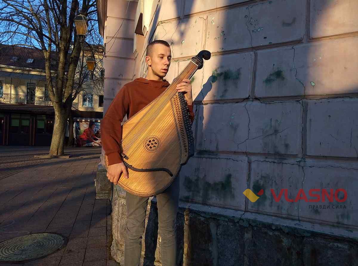maksym-verba-vinnitsia-banduryst-3 1 1