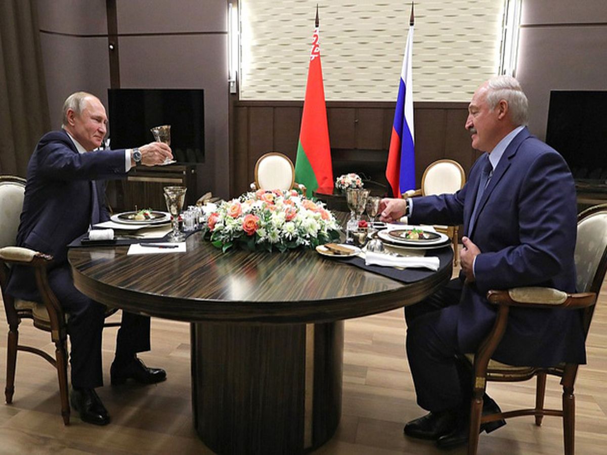 volodymyr putin i oleksandr lukashenko