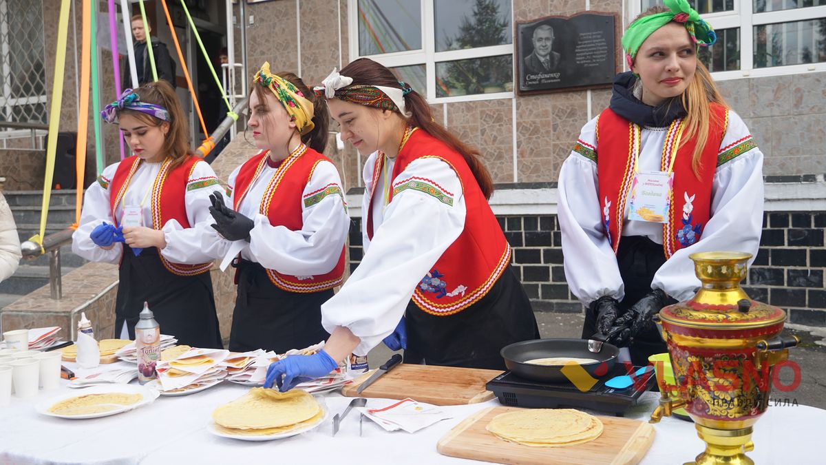 Masliana u vinnytskomu torhovelno-ekonomichnomu koledzhi 3