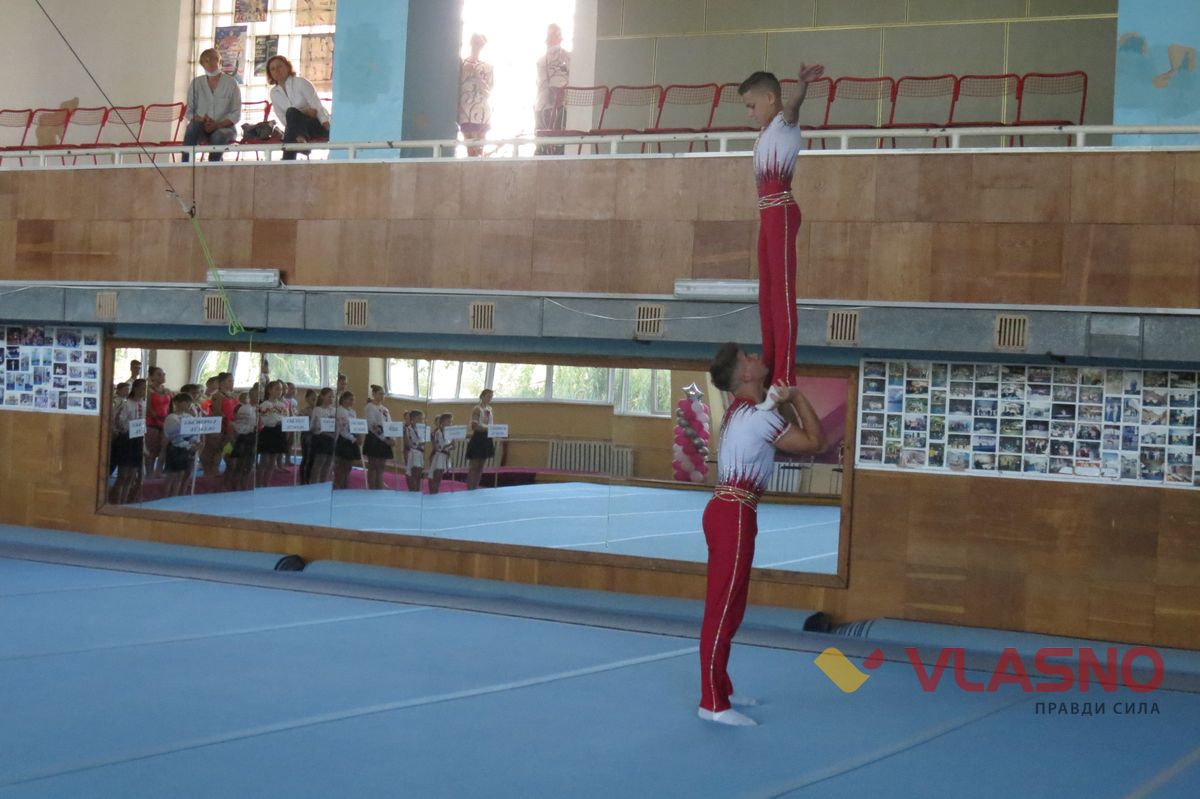 akro2