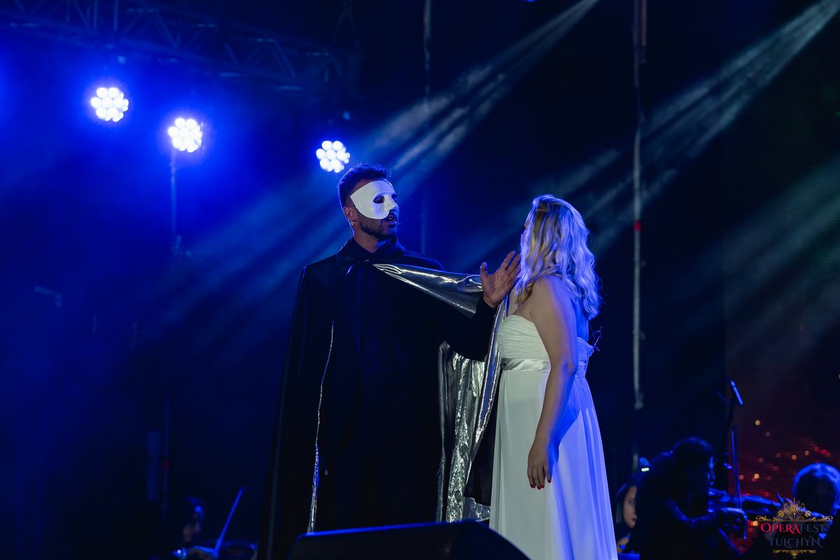 15-Opera