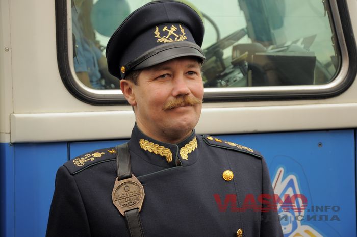 Tram4