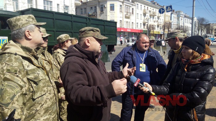 Освячений КрАЗ відправився на війну 