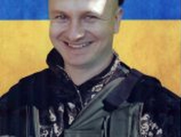 Жалобне вбрання матері загиблих бійців АТО не знімають 