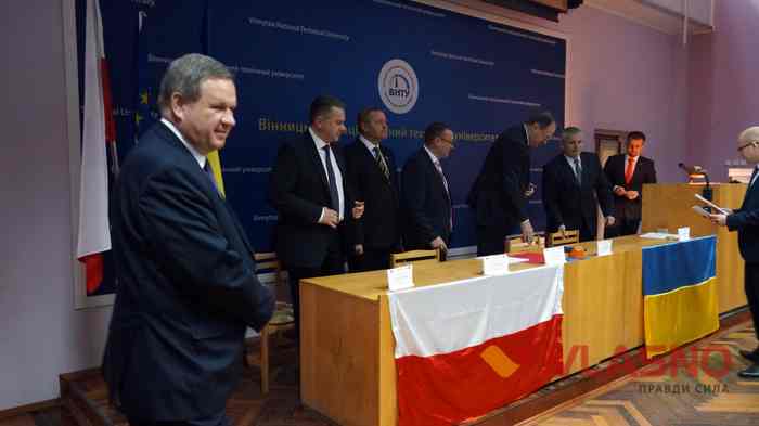 Вінничани з поляками згадували Братерство Зброї (фото, відео)