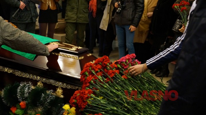 Вінниця знову тужить за полеглим воїном: прощання із “Сантою”