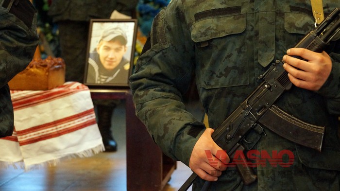 Вінниця знову тужить за полеглим воїном: прощання із “Сантою”