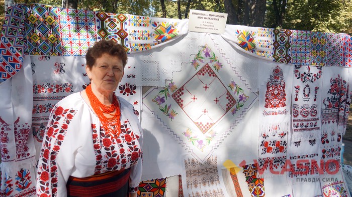 виставка робіт народної творчості у Вінниці фото