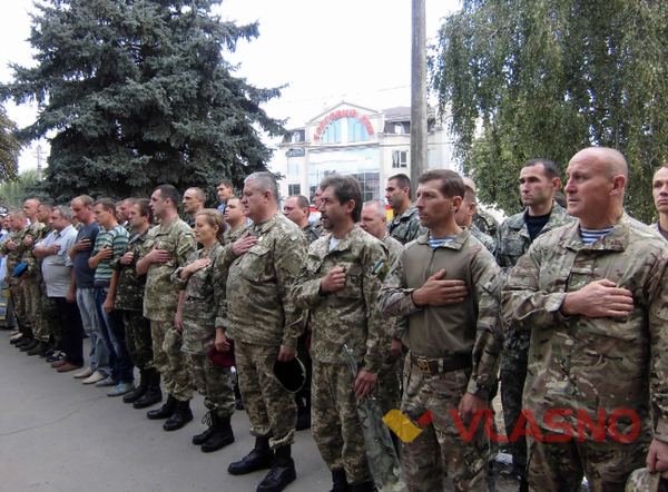 відкриття пам'ятника бійцям АТО у Тульчині фото