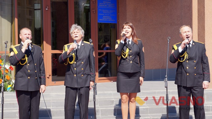 відкриття меморіальної дошки Костянтину Василенку у Вінниці фото