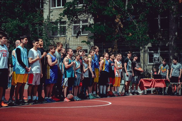 вуличний баскетбол фото