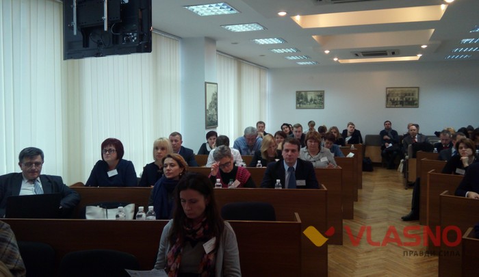 виїзне засідання Комітету ВР з питань державного будівництва у Вінниці фото