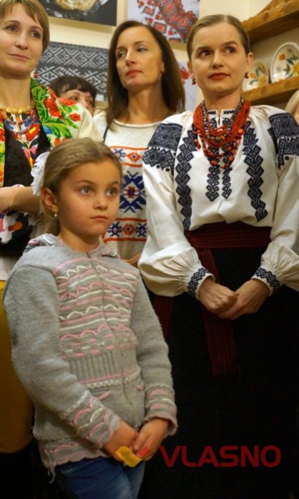 подільська вишивка фото