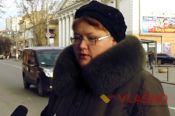 тротуар на Театральній - вінничанка Олена фото 