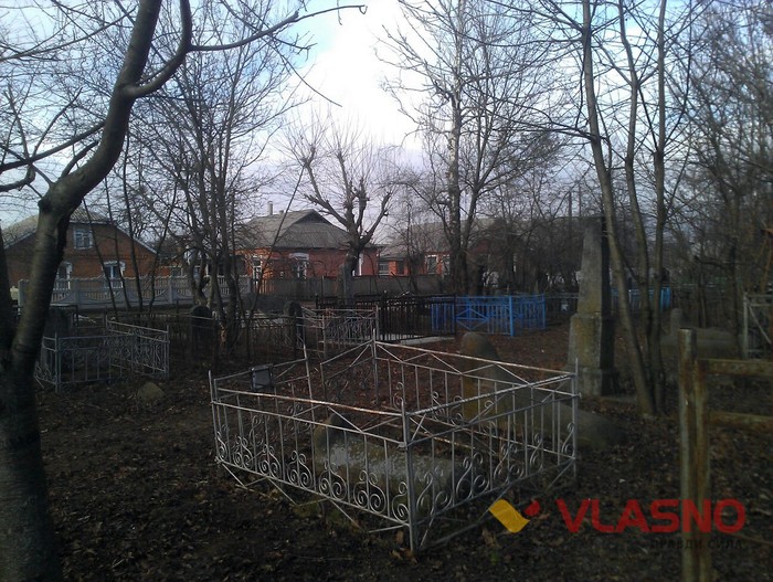кладовище в Іллінцях фото