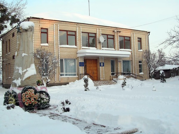 картинна галерея Федора Коновалюка у Мурованих Курилівцях фото