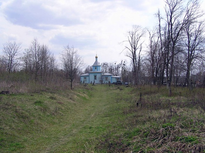 Свято Троїцька церква у селі Ялиушків фото
