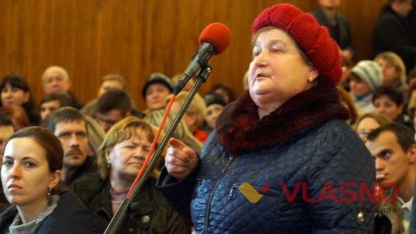 пропонував назвати іменем загиблого в АТО вінничанина Тараса Сича. Пропозицію не підтримали, вулиця матиме ім'я Івана Хоменка.