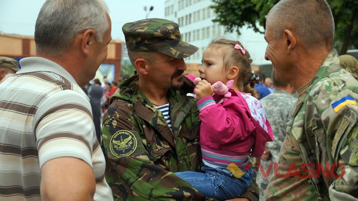 повернення військової частини 3008 у Вінницю фото