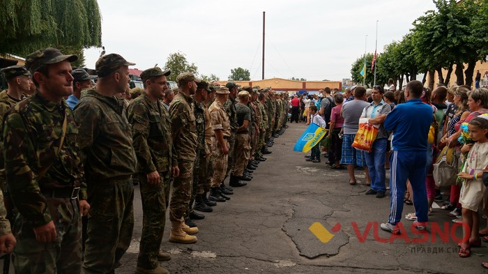 повернення військової частини 3008 у Вінницю фото