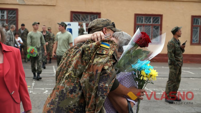 повернення військової частини 3008 у Вінницю фото