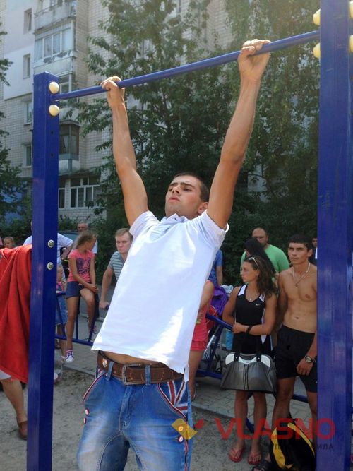 Sport-u-kozhen-dvir-3