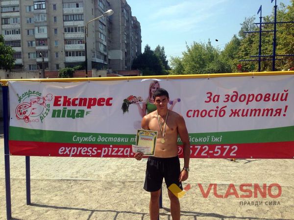 Sport-u-kozhen-dvir-9