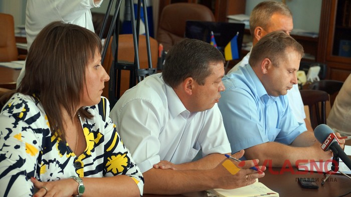 нарада з приводу МСЕК у Вінницькій облраді фото