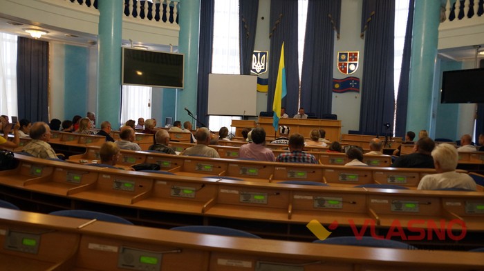 нарада у Вінницькій облраді з приводу подій 6 грудня фото 