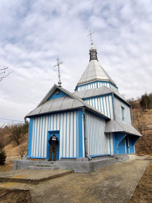 козацька церква у селі Бернашівка фото