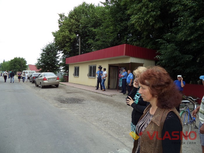 мітинг жителів сіл Нова Ободівка та Цибулівка Тростянецького району фото