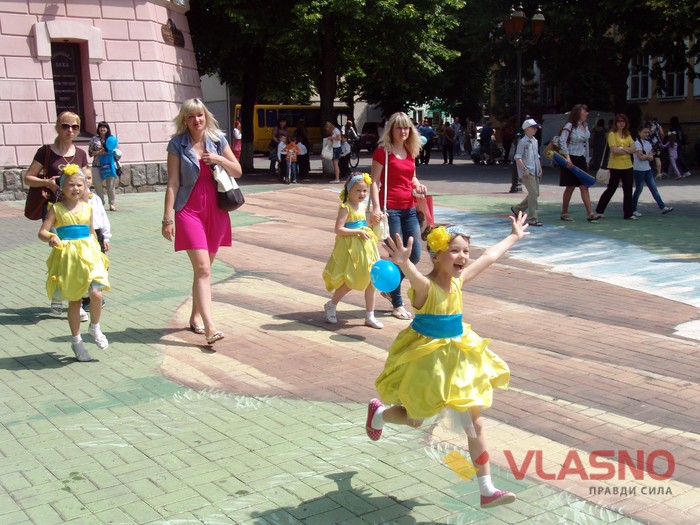 «Свято дитинства» у Вінниці фото