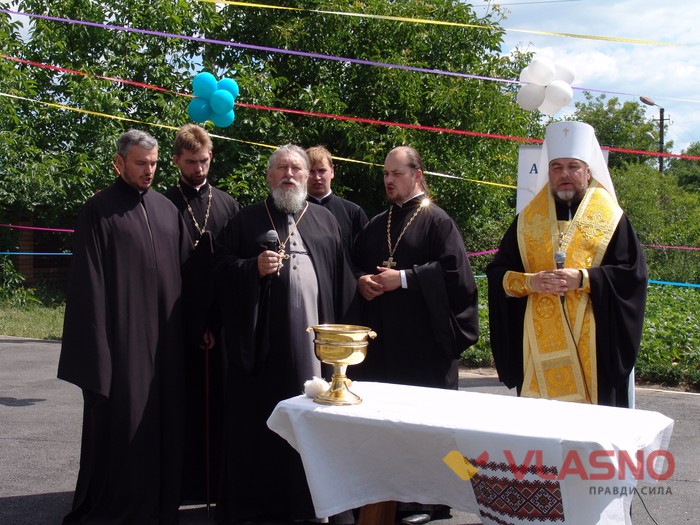 відкриття тренажерного майданчику для людей з обмеженими фізичними можливостями у Дорожньому фото