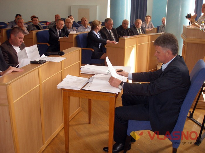 засідання комісії з питань комунальної власності та приватизації Вінницької обласної ради фото