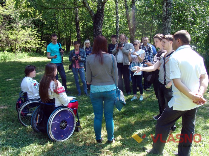 майданчик для дітей з обмежиними фізичними можливостями у Вінниці