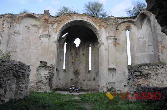Меджибіжський замок на три дні захопили байкери