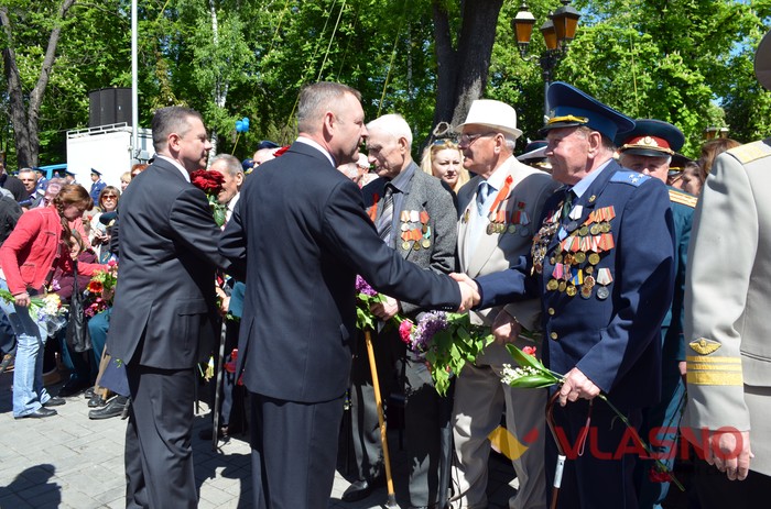 Хода миру до Дня Перемоги у Вінниці фото