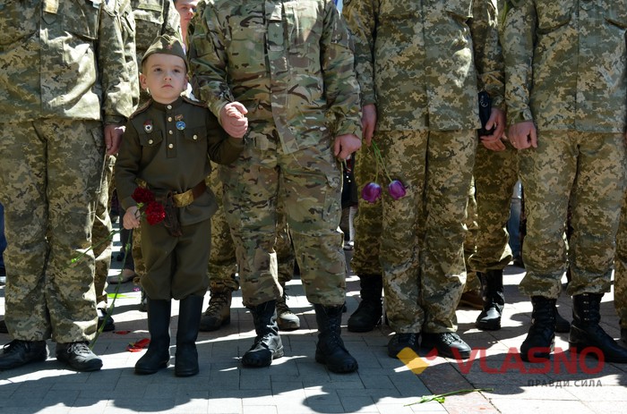 Хода миру до Дня Перемоги у Вінниці фото
