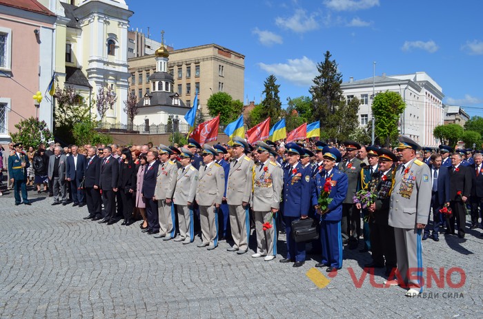 Молебень до Дня Перемоги у Вінниці фото