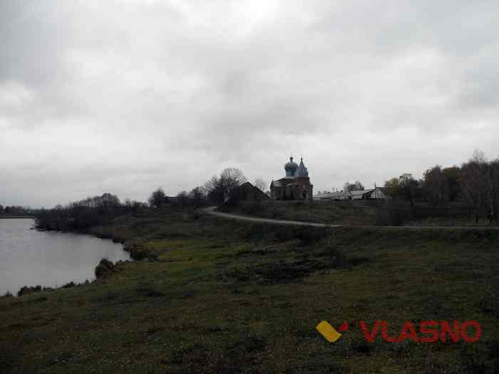 храм Святої Покрови у селі Черепашинці фото