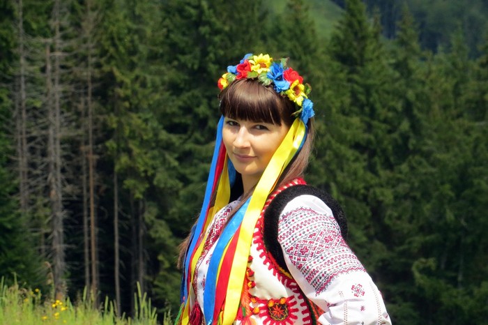 студентка ВНАУ Юлія Беліченко фото