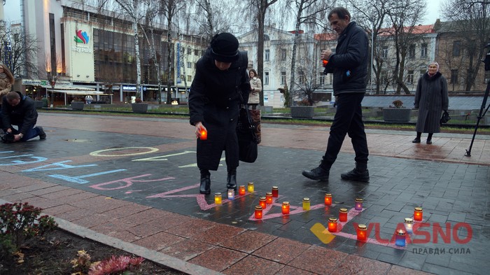 студенти вшанували память загиблих вінничан фото