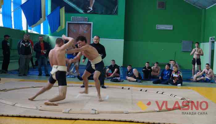 чемпіонат з сумо у Вінниці фото