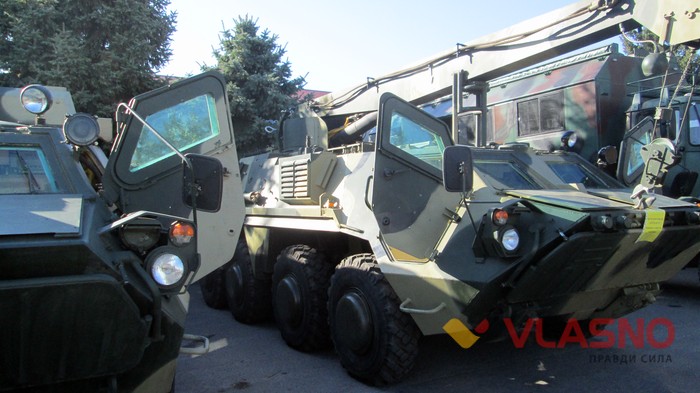 виставки боєвої техніки із зони АТО у Калинівці фото