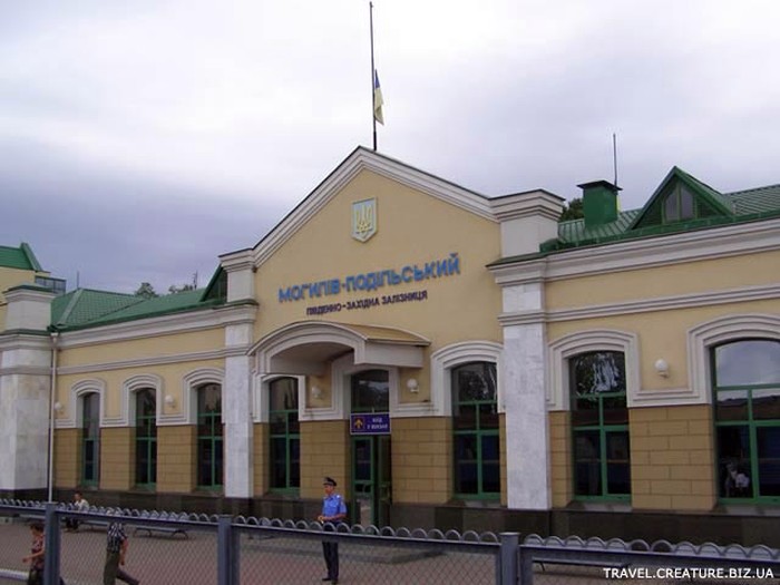 поїздом до Могилів Подільського фото