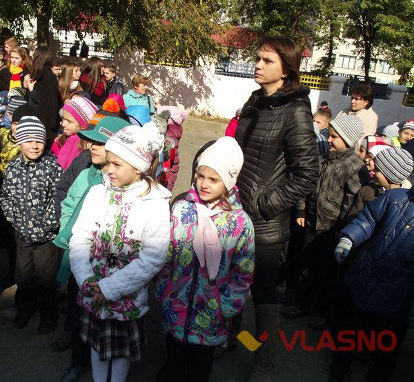У вінницькій школі учні вирощували тутового шовкопряда для фабрик 