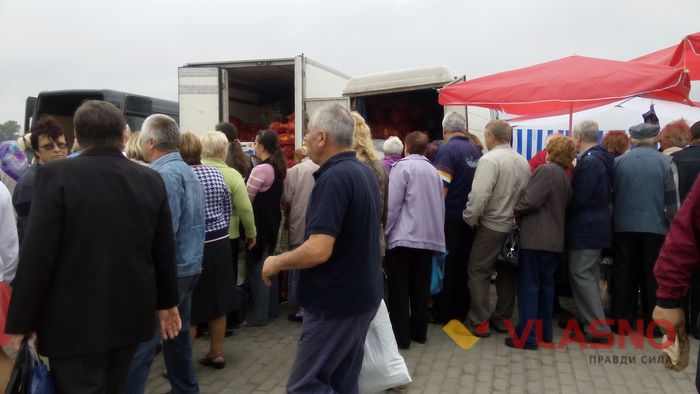 продуктовий ярмарок фото