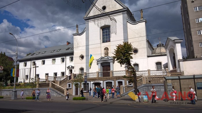 вінницький костел фото