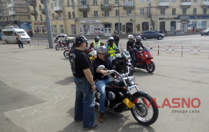 акція вінницьких байкерів Обережно мотоциклісти фото