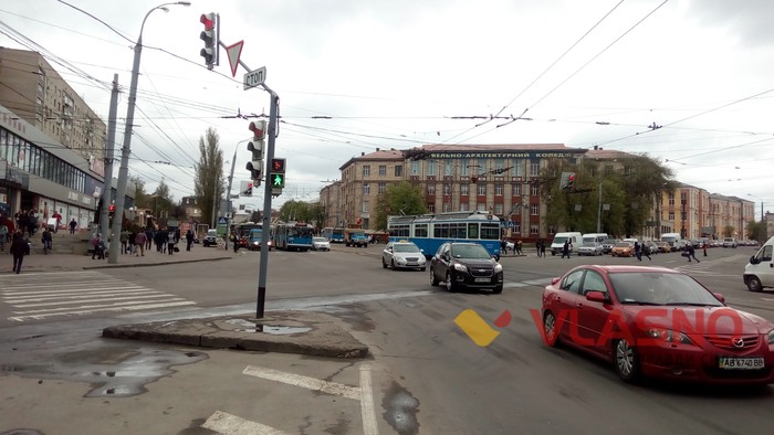 обрив електропроводів у Вінниці фото